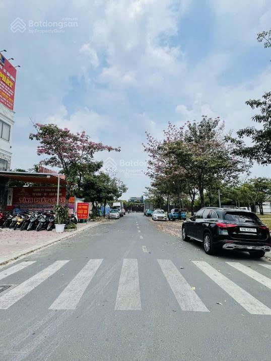 Gần 1.500m2 full thổ cư đường 30m container vào tận nơi ngay lê trọng tấn kcn tân bình chỉ 70 tỷ