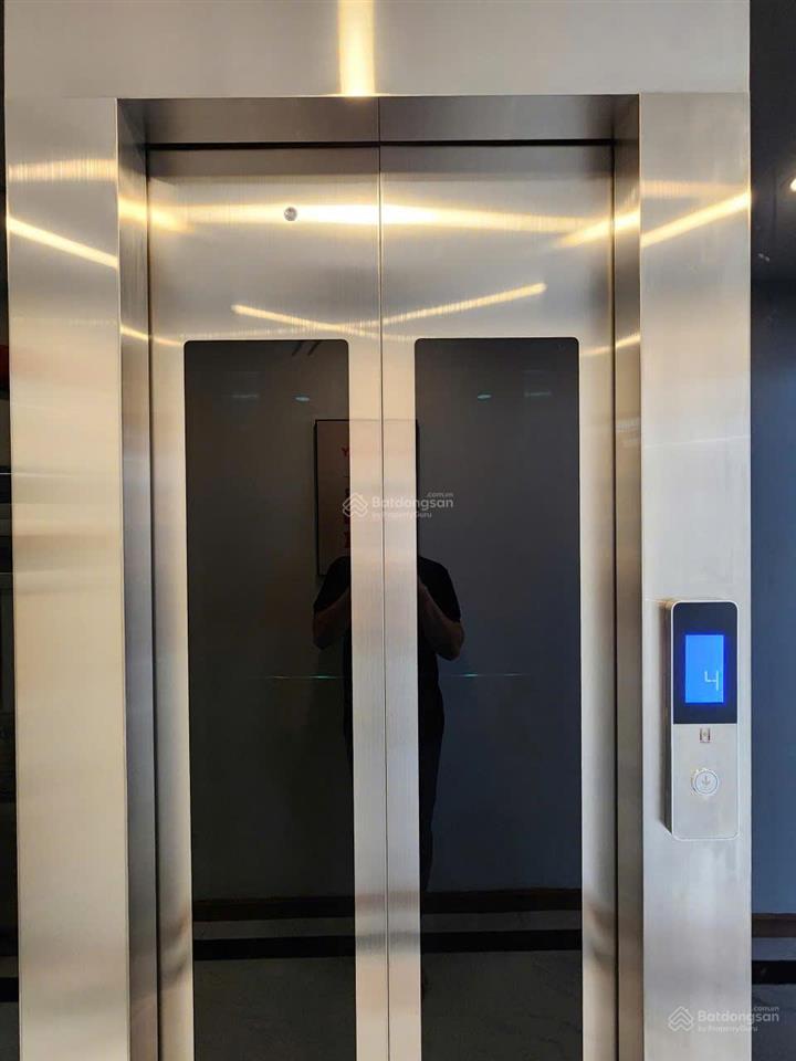 Chỉ 29,5 tỷ  tòa chdv 1 hầm 6 tầng có hđ thuê 90tr/th diện tích 7x22m (140m2) gần siêu thị aeon