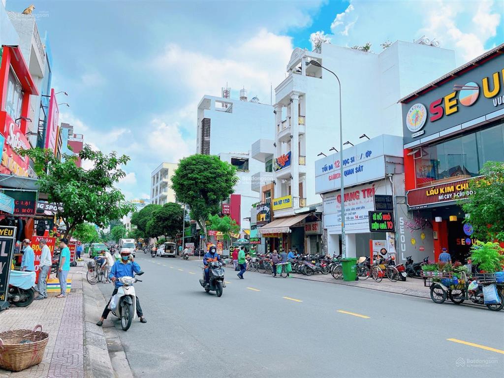 Hiếm 1500m2(31x54m) góc 2 mặt tiền ngay tân sơn nhì  độc lập đang cho thuê 170tr/th. giá 130 tỷ