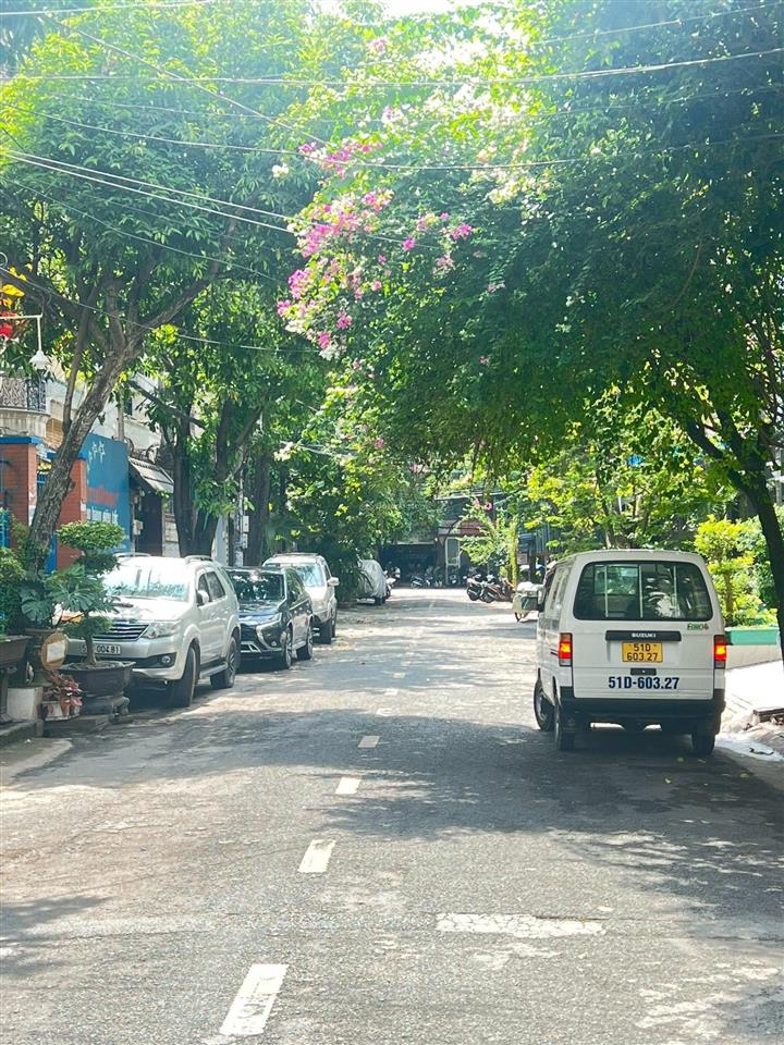 Nhà 5 tầng17x21m(325m2) mtnb đường trường sơn. rất phù hợp làm vp, cty. khuôn đất hiếm có  62 tỷ