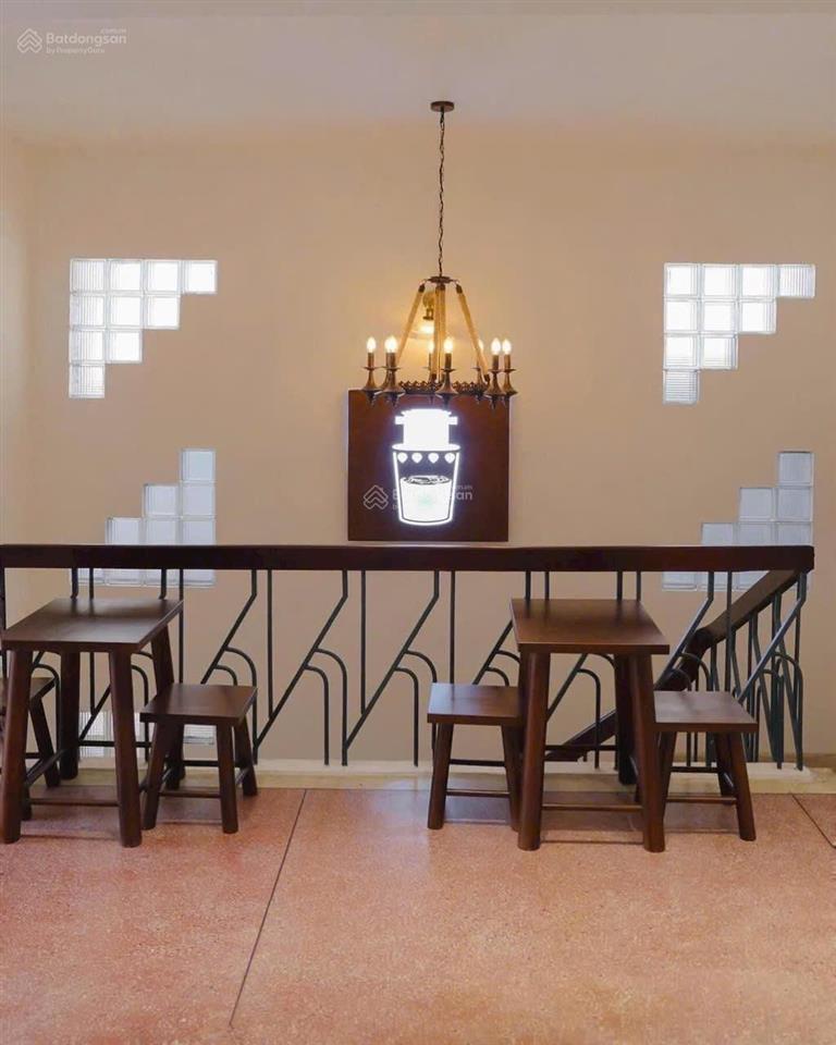 Chính chủ cho thuê hoặc bán nhà mặt tiền 2 lầu số 50 đường ngô bệ, dt 12x25m nở hậu l 20m (350m2)