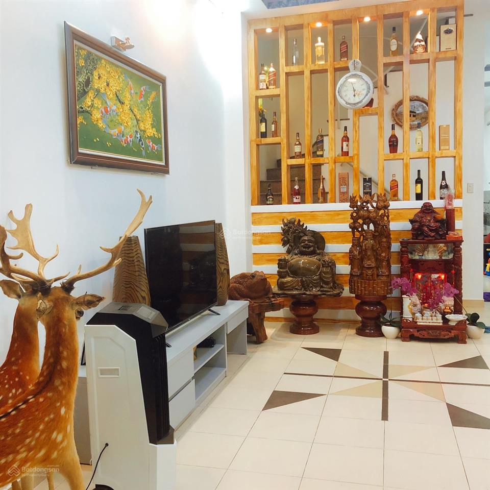 Nhà 3 tấm  6x23m vuông đẹp ngay mặt tiền nội bộ bàu cát 2, khu bàn cờ thông nhau, đường 8m rất đẹp