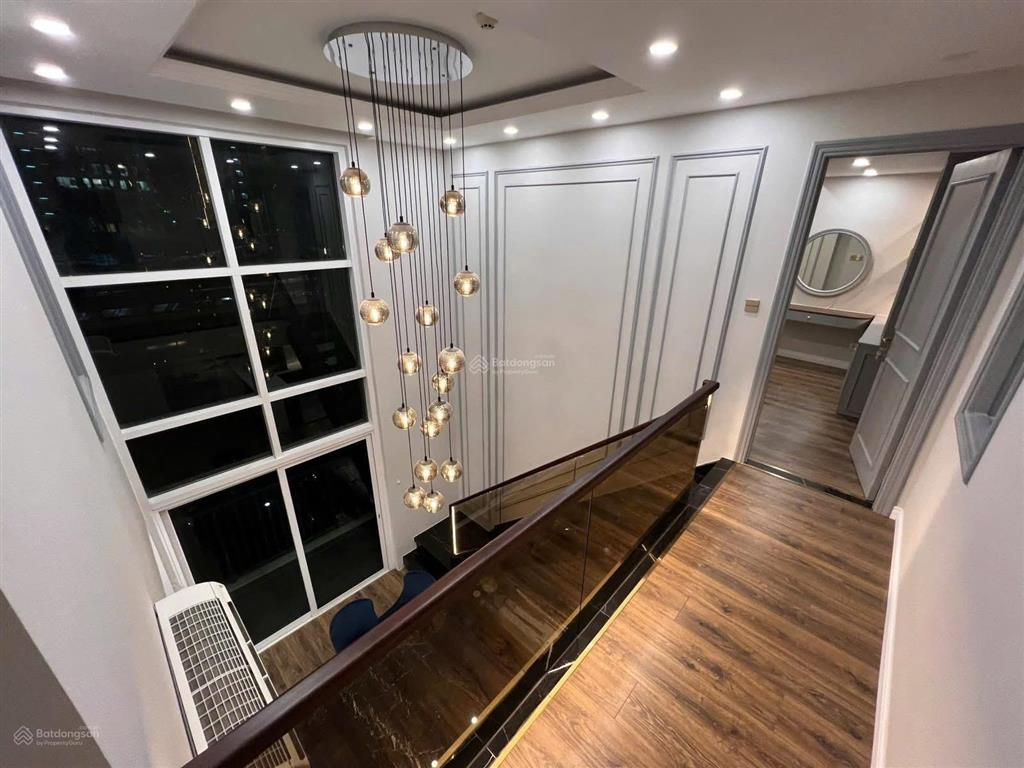 Duplex vista verde 4pn 160m full nội thất giá tốt