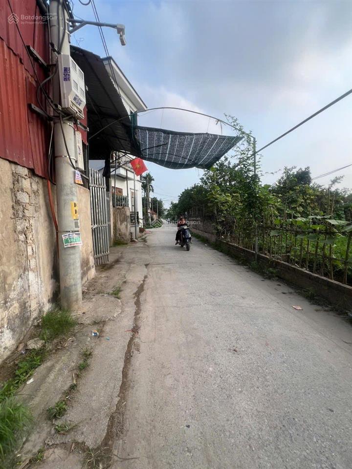 Bán nhanh mảnh 46m đường thông ô tô tránh giá 1 tỷ 380