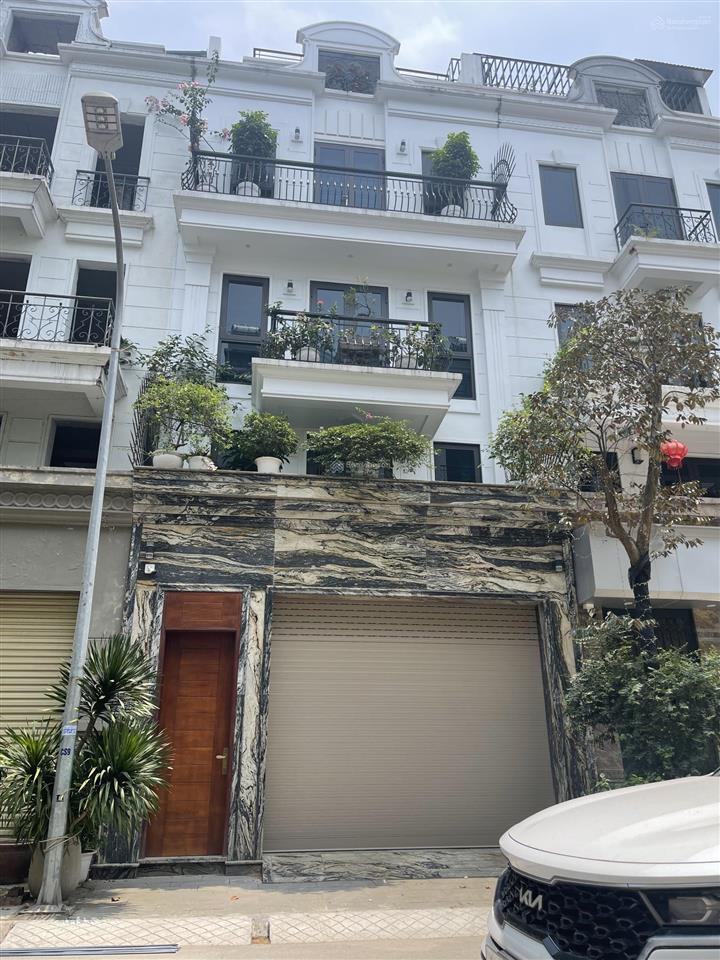 Bán nhà liền kề hải phát 90m2 xây 5t mt 6m thang máy full nội thất xịn cạnh ubnd gia lâm, 19,5 tỷ