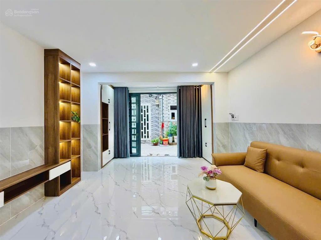Bán nhà giá hời gò vấp quang trung p10 chính chủ