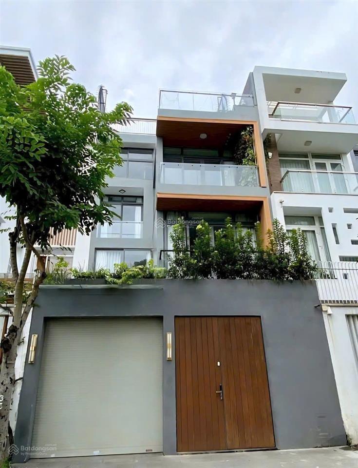 Cần cho thuê villa ngang 7m hxh 416/2a dương quảng hàm p.5 q.gò vấp