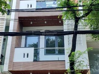 Cần cho thuê nhà mặt tiền đường cách mạng tháng 8 p. 15 quận 10 gần chợ, công viên lê thị riêng