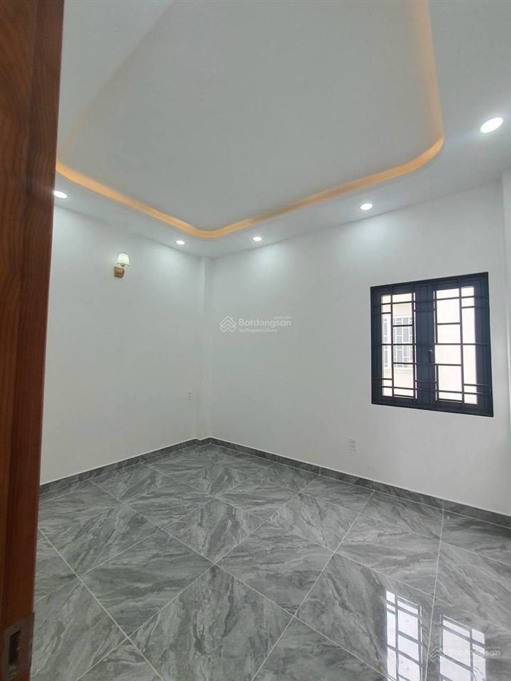 Cho thuê nhà mt 4a đường số 3 cư xá đô thành p. 4 q. 3, gần khúc vườn chuối