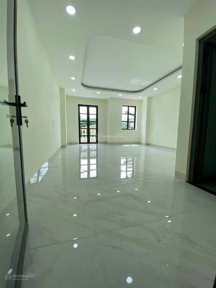 Cho thuê nhà mt 36a nguyễn minh hoàng, phường 12, quận tân bình thông ra cộng hoà khu k300.