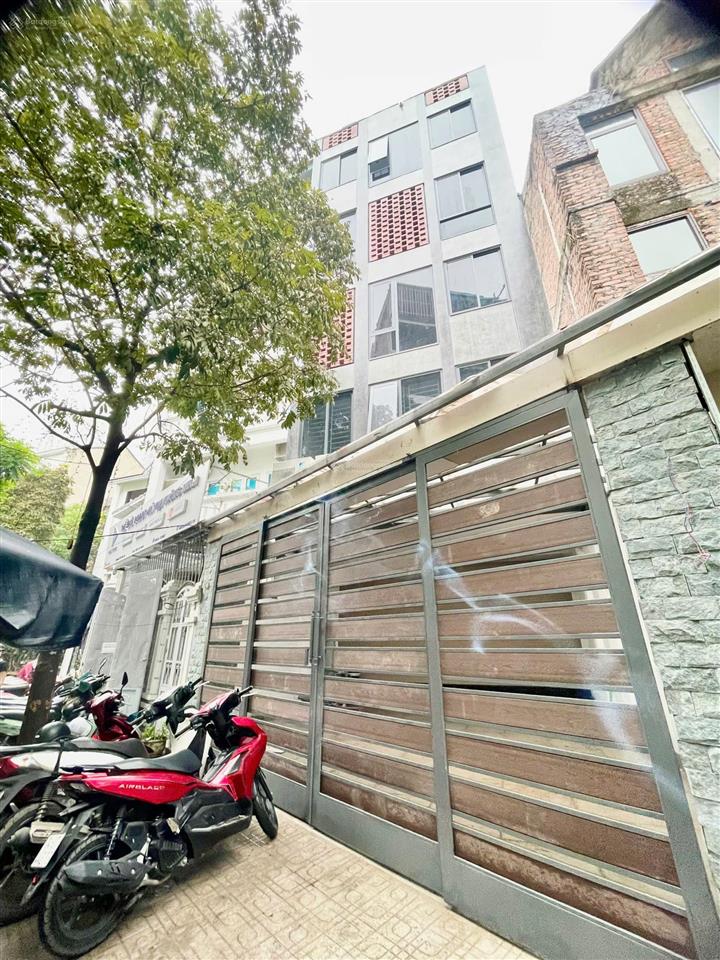 Cc cho thuê mặt bằng văn phòng mặt phố b8 cự lộc  108 nguyễn trãi, ô tô đỗ cửa, đi lại thuận tiền