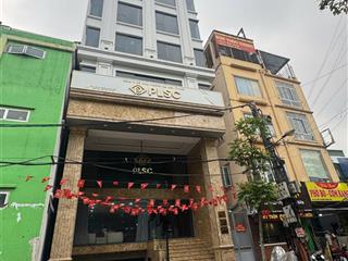 Cc cho thuê tòa nhà tại 92 nguyễn khánh toàn. ô tô đỗ cửa. nhận diện dễ dàng, 3 mặt thoáng