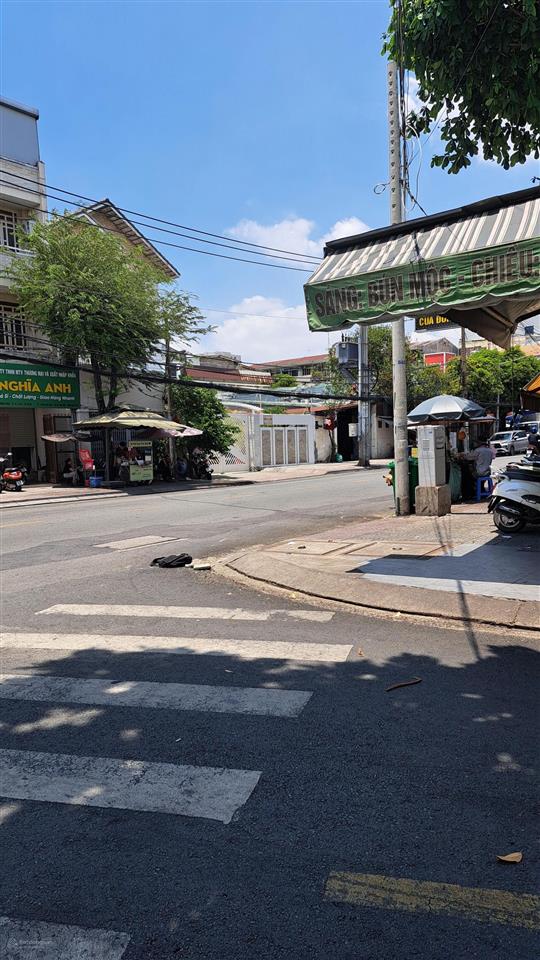 Bán nhà (8x11.6m) 2 mtkd đường số khu lê văn quới, p.bhh a(cũ)