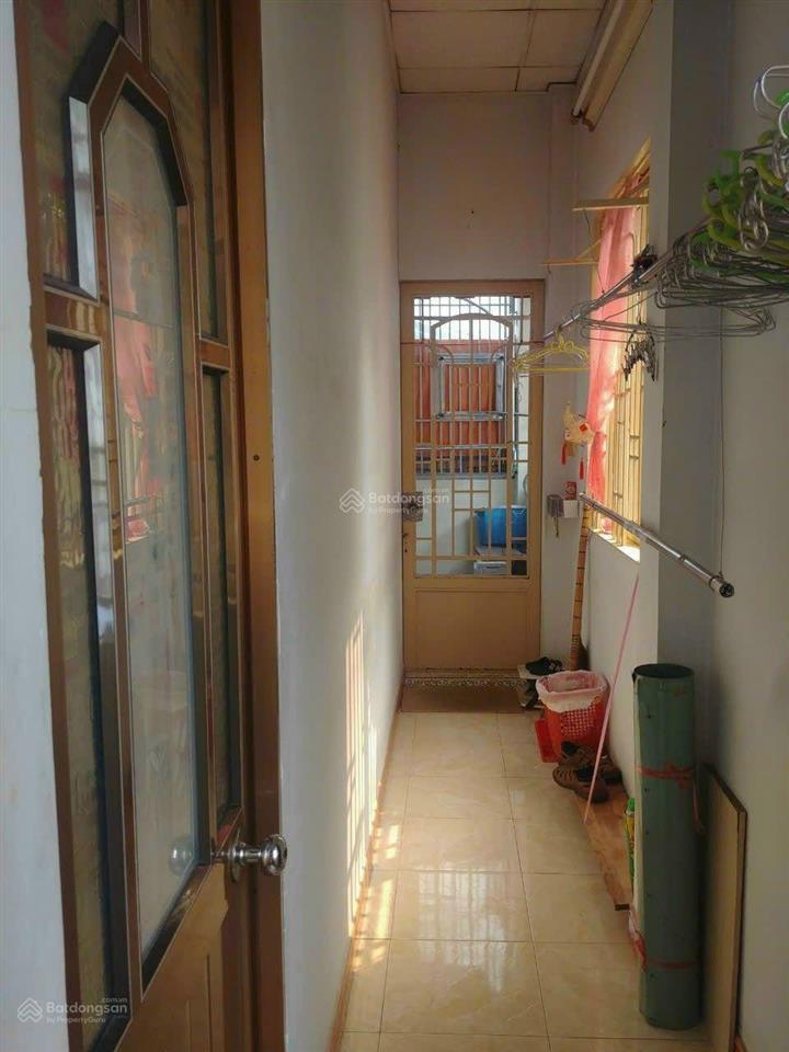 Bán nhà hẻm nhựa thông phạm văn chí, q6(9x14m) 15ty tl