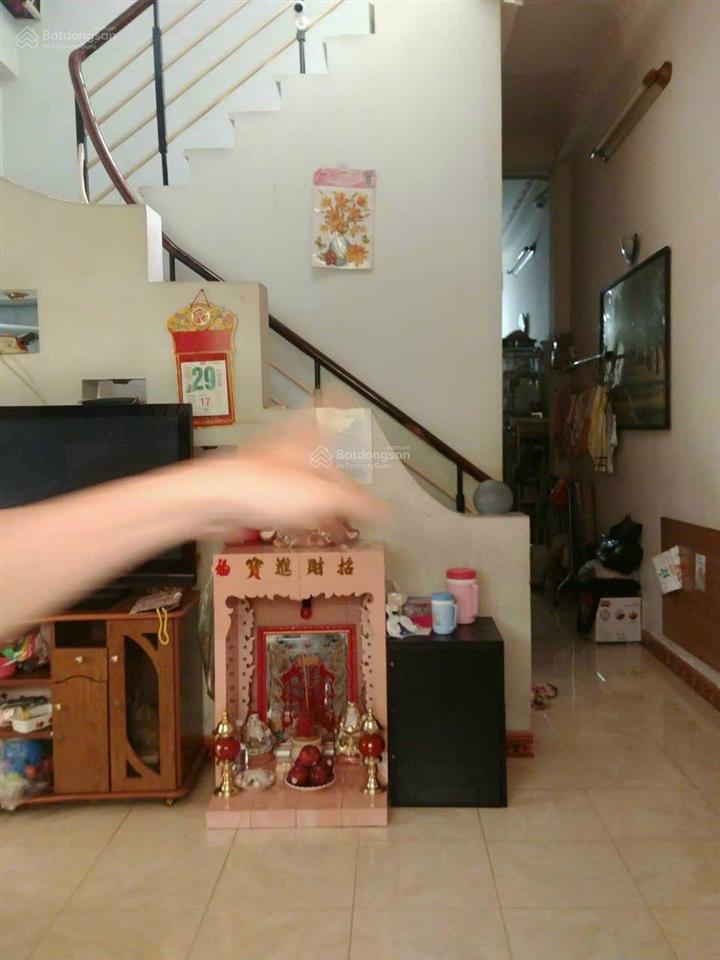 Bán nhà hẻm nhựa thông phạm văn chí, q6(9x14m) 15ty tl