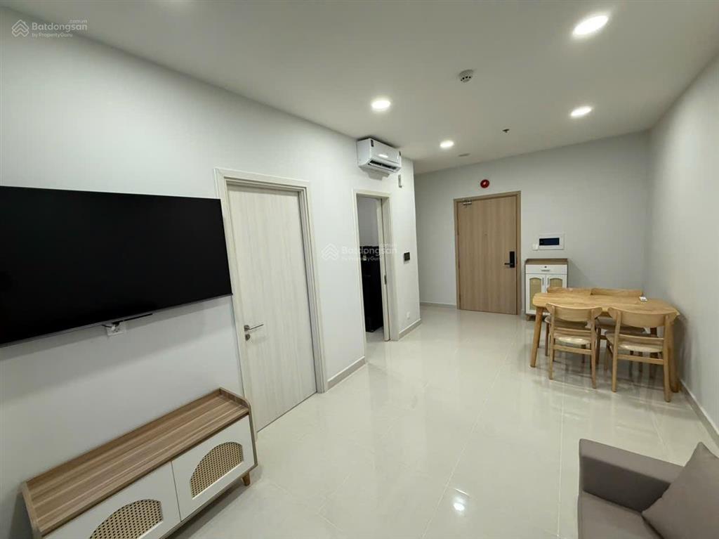 Bán gấp căn 1pn 51m2 full nội thất chỉ 4tỷ6 tầng trung view đẹp dhomme hồng bàng quận 6