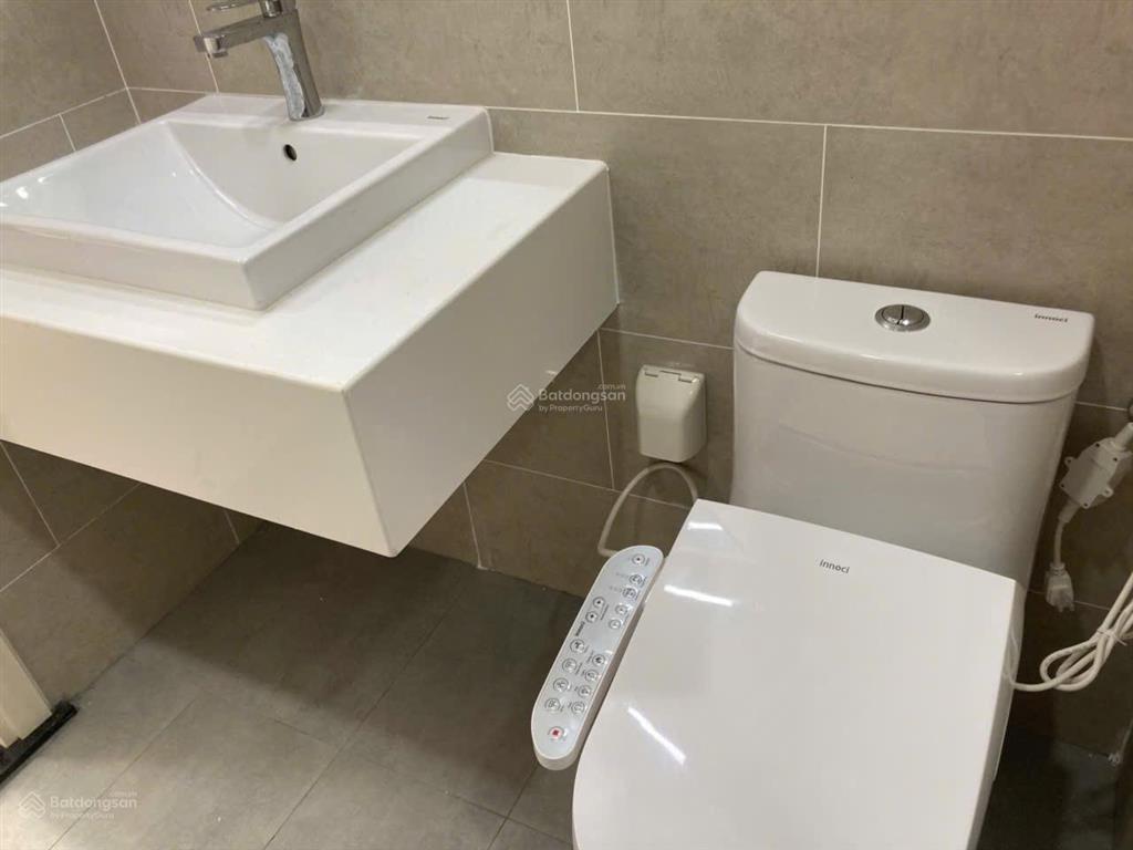 Bán nhanh căn góc 2pn2wc 69.59m2 view đẹp thoáng mát chỉ 5tỷ5 nhà mới dhomme hồng bàng quận 6