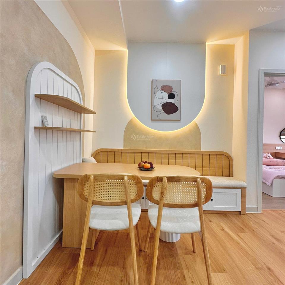 Bán gấp căn 2pn 2wc 70m2 full nội thất cực đẹp mới tinh chỉ 6,2 tỷ dhomme hồng bàng quận 6