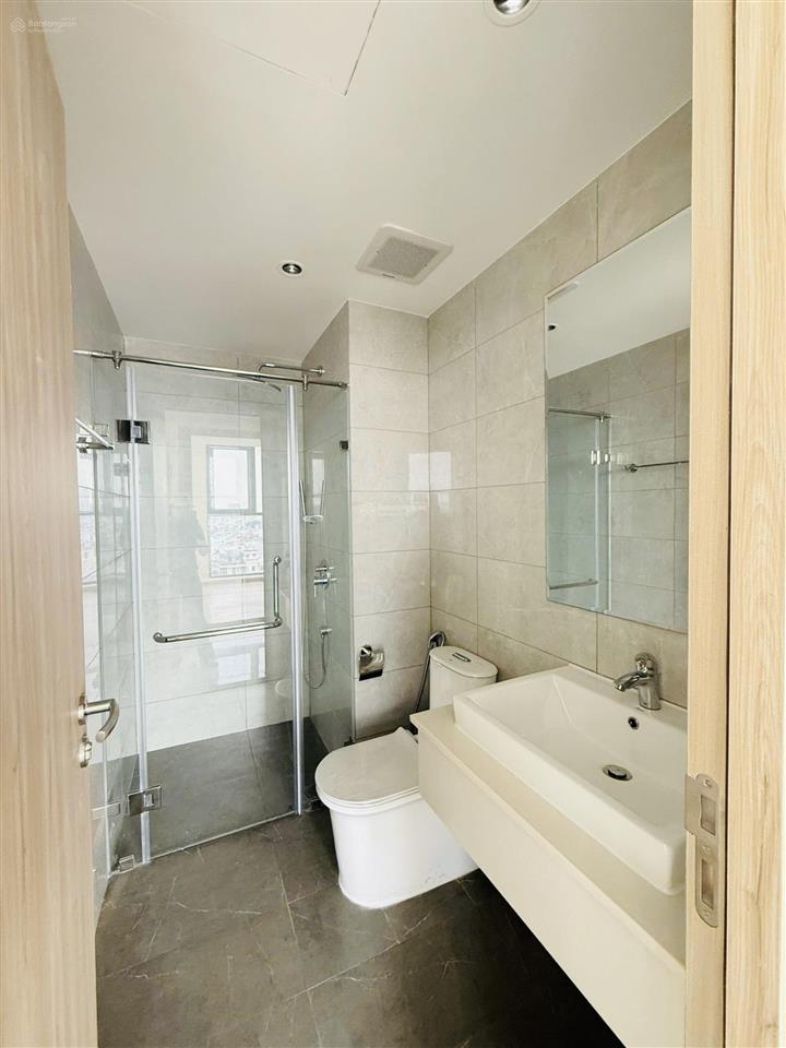 Bán căn 2pn 2wc 68m2 daqua quận 8 view mặt tiền sông 4tỷ450