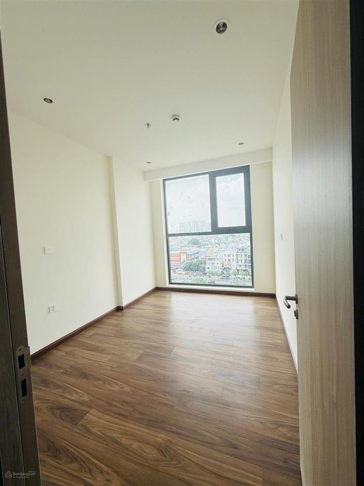 Bán căn 2pn 2wc 68m2 daqua quận 8 view mặt tiền sông 4tỷ450