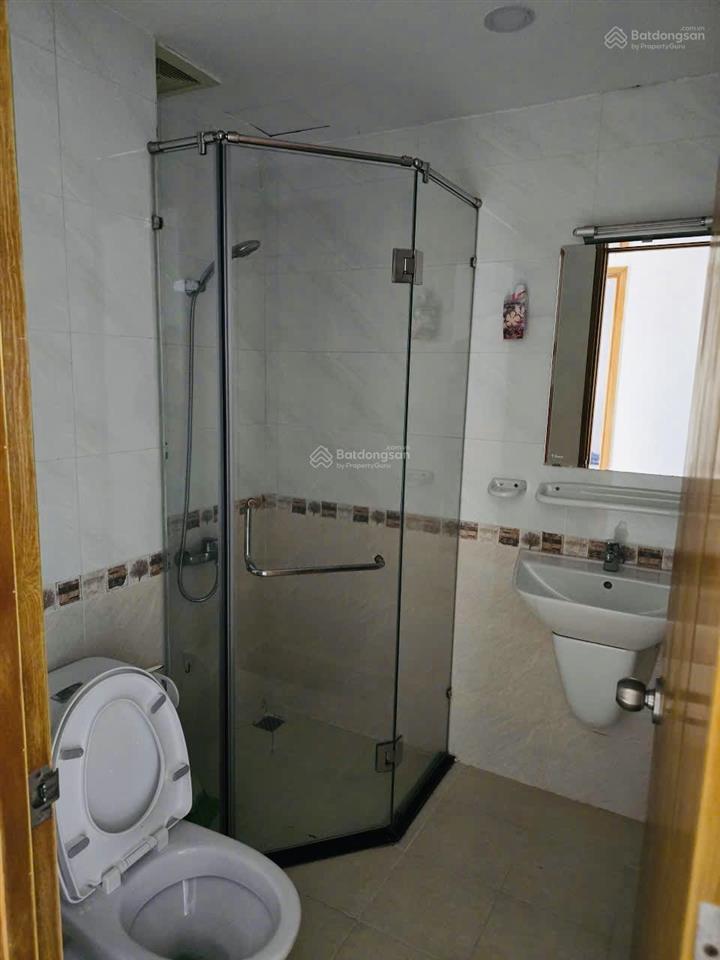 Bán căn hộ 3pn 2wc icon56 bến vân đồn giáp quận 1 đã có sổ chỉ 8 tỷ tl