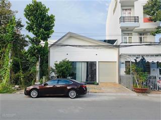 Bán cặp nền 10x17m diện tích đường a6 khu hưng phú lộ 30m. giá 14 tỷ 300 triệu (tl thuế phí)