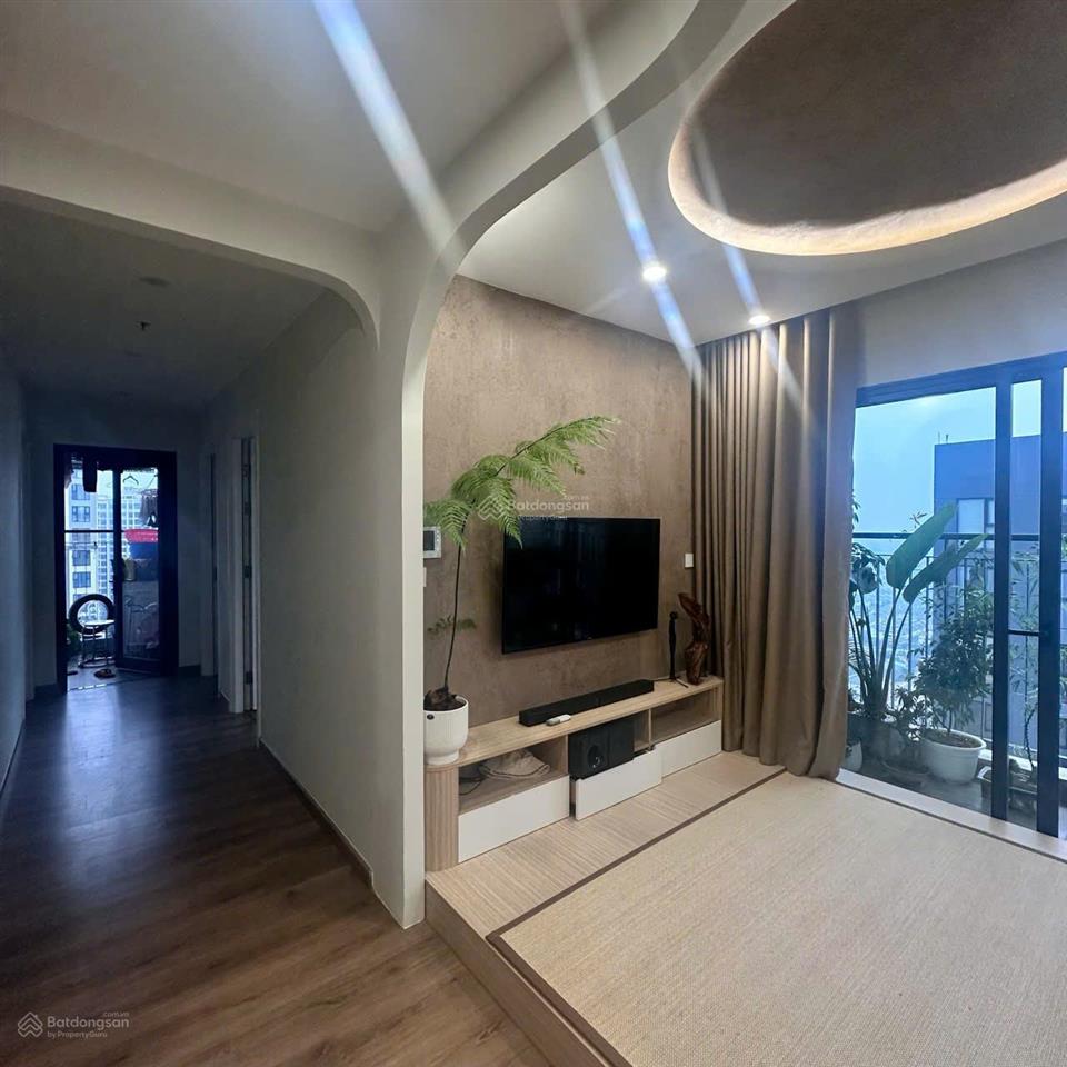 Bán 3 ngủ góc 76m view hồ công viên cc imperia smart city tây mỗ full đồ giá 6,6 tỷ  0973 710 ***