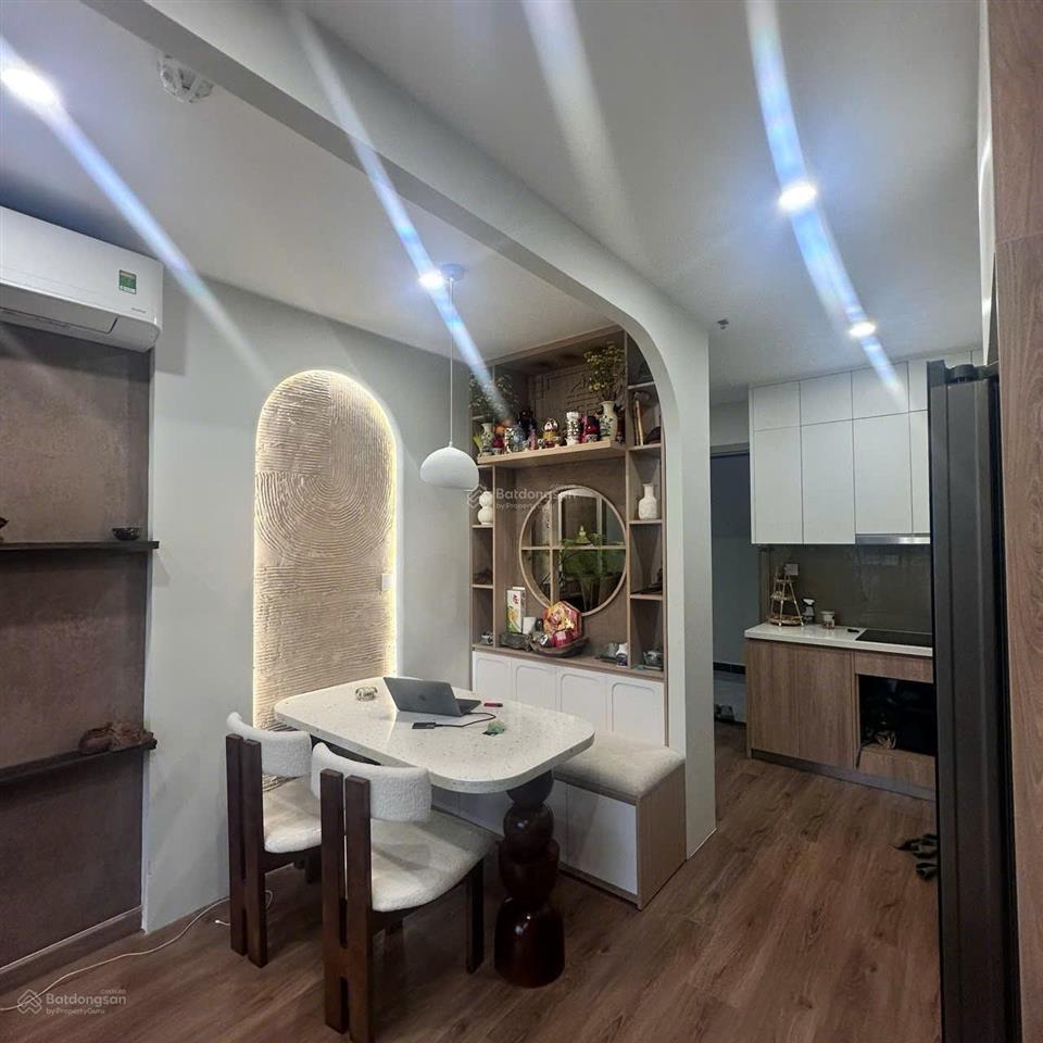 Bán 3 ngủ góc 76m view hồ công viên cc imperia smart city tây mỗ full đồ giá 6,6 tỷ  0973 710 ***