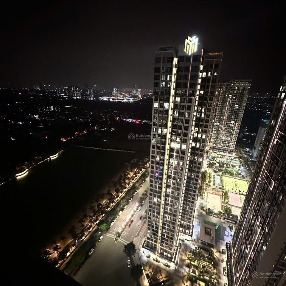 Bán 3 ngủ góc 76m view hồ công viên cc imperia smart city tây mỗ full đồ giá 6,6 tỷ  0973 710 ***