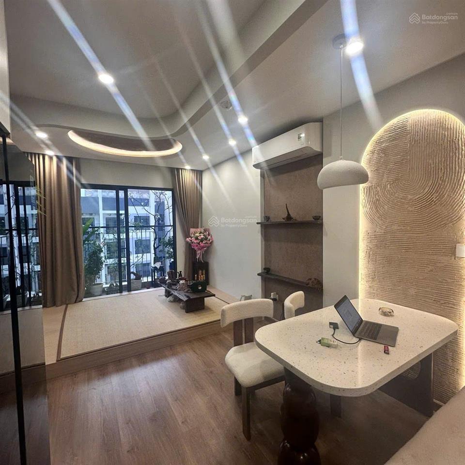 Bán 3 ngủ góc 76m view hồ công viên cc imperia smart city tây mỗ full đồ giá 6,6 tỷ  0973 710 ***