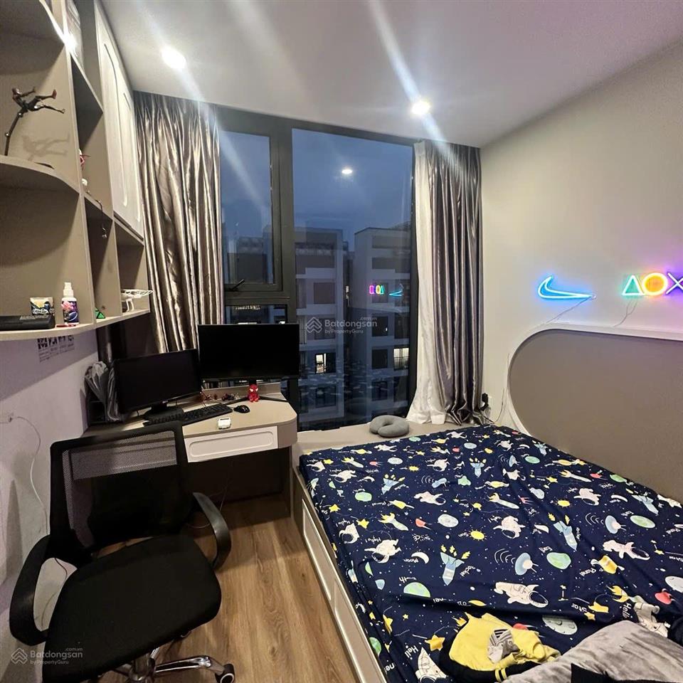 Bán 3 ngủ góc 76m view hồ công viên cc imperia smart city tây mỗ full đồ giá 6,6 tỷ  0973 710 ***