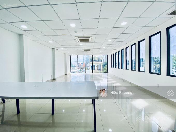 Cho thuê building mt 2a bạch đằng  yên thế, p.2, tân bình, 15x20m, hầm, 7 lầu, thang máy, 400tr/th