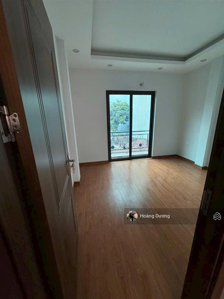 Nhà 4 tầng ngay sát đại lộ thăng long. cách tt hà nội khoảng 20p. chỉ gần 4 tỷ ở ngay đón tết.