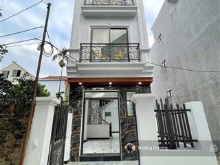 Nhà rộng 60m2. ngay cầu đại thành. chỉ 5 tỷ  có thương lượng. cách yên nghĩa ~10p. 20p tt hà đông