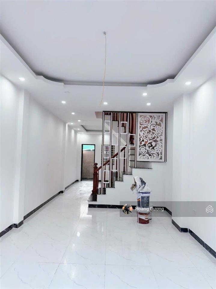 Chỉ 3,95tỷnhà độc lập sân riêng. ngay gần chợ,cầu đại thành. đi 10p ra đh phenika, 20p tt hà đông