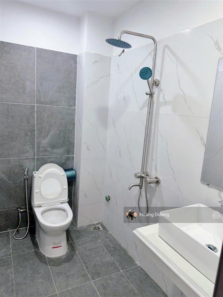 Chỉ 3,95tỷnhà độc lập sân riêng. ngay gần chợ,cầu đại thành. đi 10p ra đh phenika, 20p tt hà đông