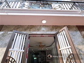 Nhà 50m2 chỉ hơn 4 tỷ full nội thất. gần hồ đièu hòa  kđt đô nghĩa. 10p đh phenika. cuối tố hữu