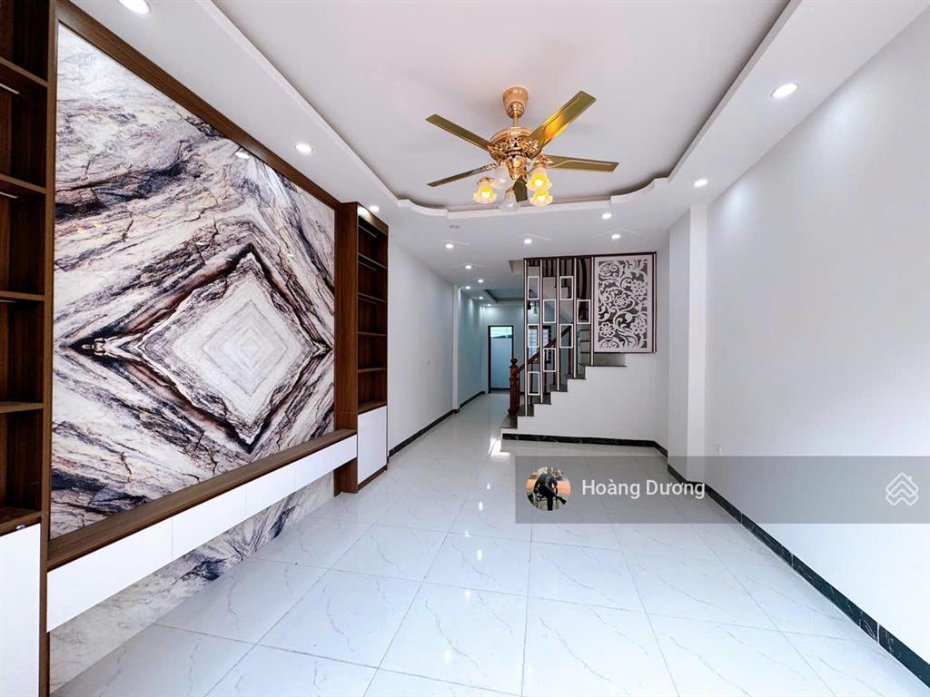 Nhà 50m2 chỉ hơn 4 tỷ full nội thất. gần hồ đièu hòa  kđt đô nghĩa. 10p đh phenika. cuối tố hữu