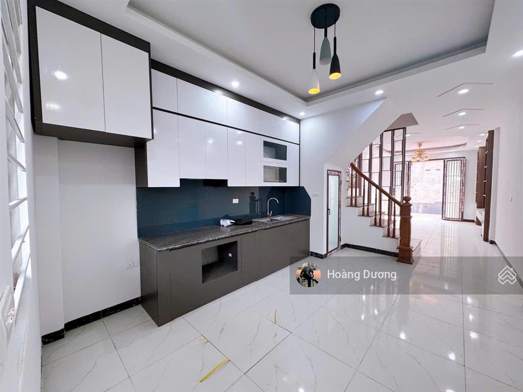 Nhà 50m2 chỉ hơn 4 tỷ full nội thất. gần hồ đièu hòa  kđt đô nghĩa. 10p đh phenika. cuối tố hữu