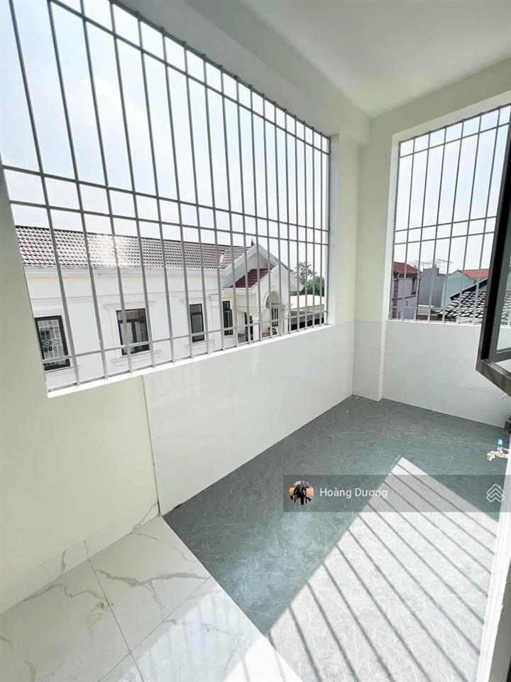 Sau cây xăng đồng mai. sát chợ, gần cầu mai lĩnh. nhà lô góc 2 thoáng. full nội thất. 4,6 tỷ