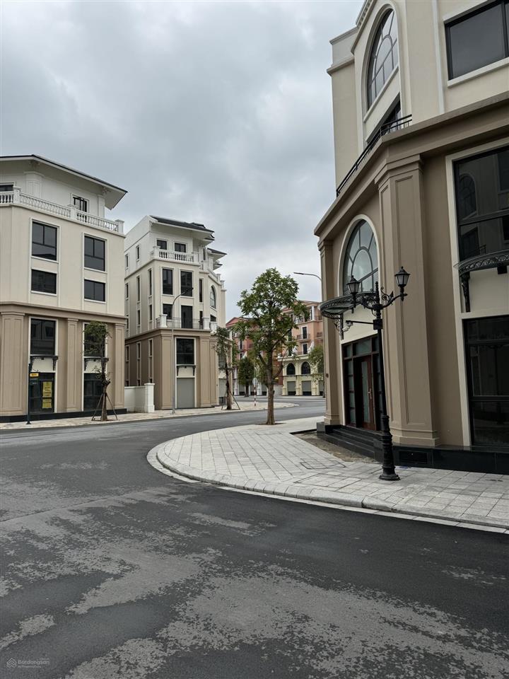 Bán bt the crown  vinhomes ocean park 3, 10,2 tỷ, 75m2, 4pn, 4wc, văn giang, hưng yên