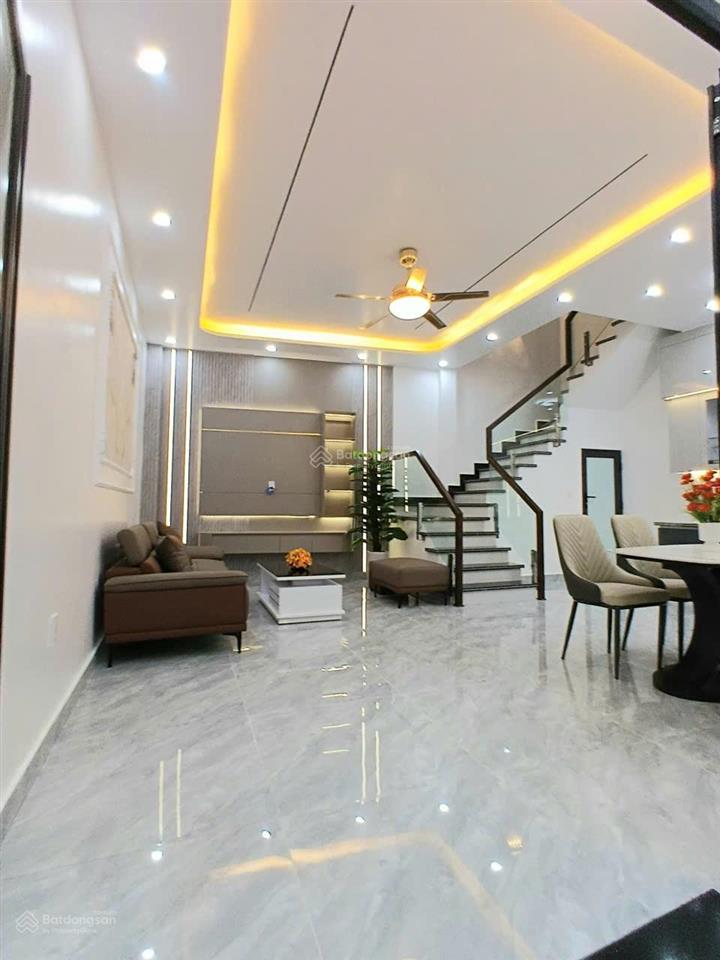 Nhà 3 tầng tại trương văn lực tại phường hùng vương giá 2,69 tỷ