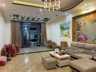 Nhà mặt phố nguyễn hới diện tích lớn 183m2(6x27) siêu hot, nhiều tiện ích, giá giảm sâu