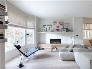 Bán nhà đẹp giá tốt 3 tầng xây dựng kiên cố đường lạc long quân 72,4m2(4,5x26) phù hợp an cư