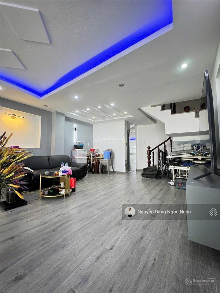 Bán nhà đẹp 4 tầng có thang máy hẻm ô tô phan chu trinh, gần biển bãi sau, p.2, vũng tàu