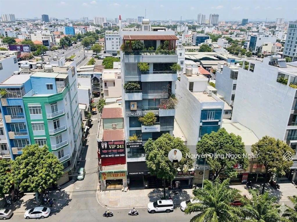 Cho thuê tòa nhà 10 tầng mặt tiền thống nhất mới, vũng tàu. phù hợp đa dạng doanh nghiệp kinh doanh