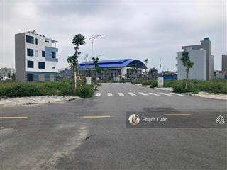 Spcc, lô áp góc ngã tư đất tái định cư 9,2ha thành tô (c324)  0917 696 ***