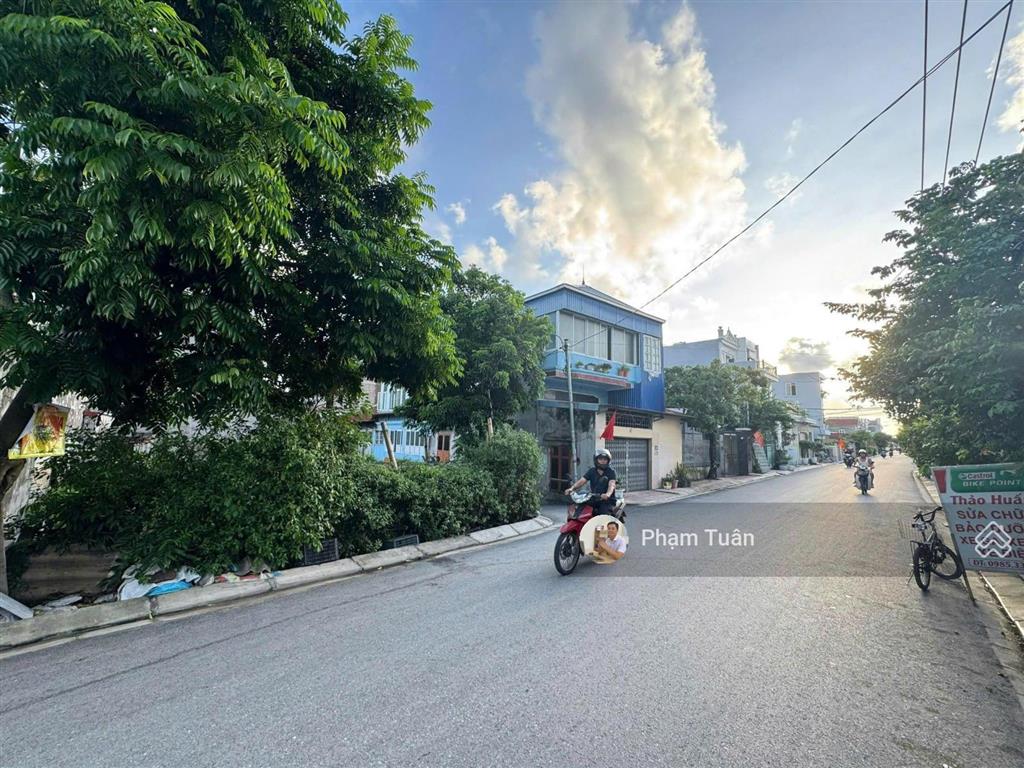 Đất mặt đường hàng tổng gần đường lũng đông (e90)  0917 696 ***