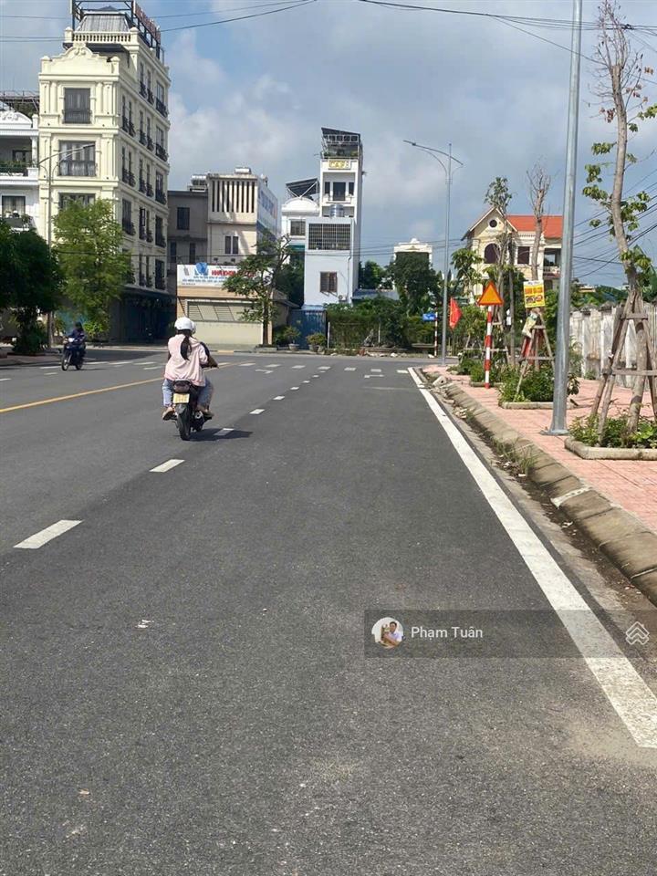 Mặt đường 25m đất lô 13 tuyến 2 lê hồng phong, hải an (e314)  0917 696 ***