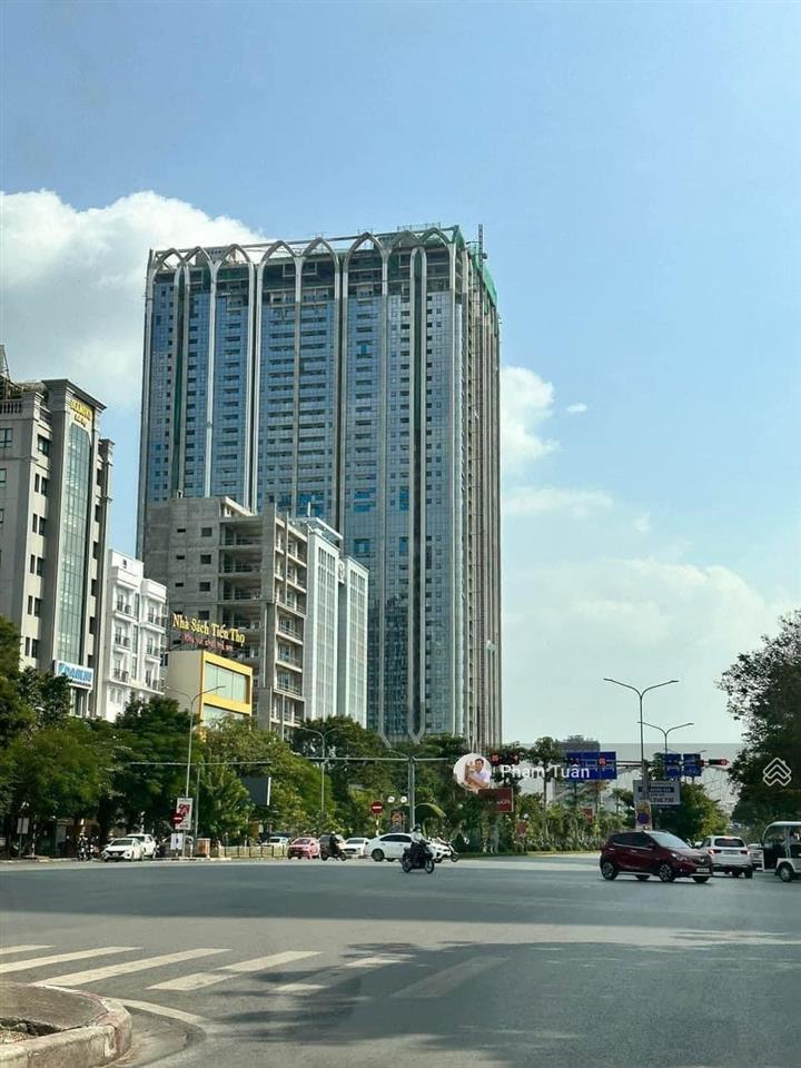 Spcc, sau siêu thị go đất lô 20b lê hồng phong (c818)  0917 696 ***